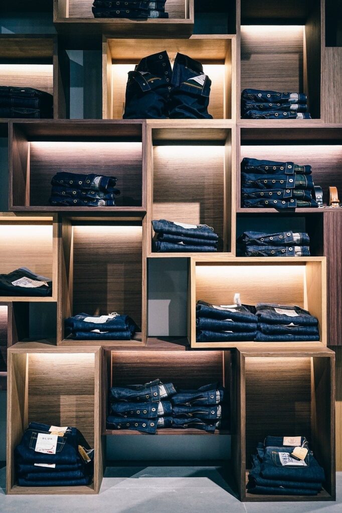 jeans, denim, clothing-2597210.jpg